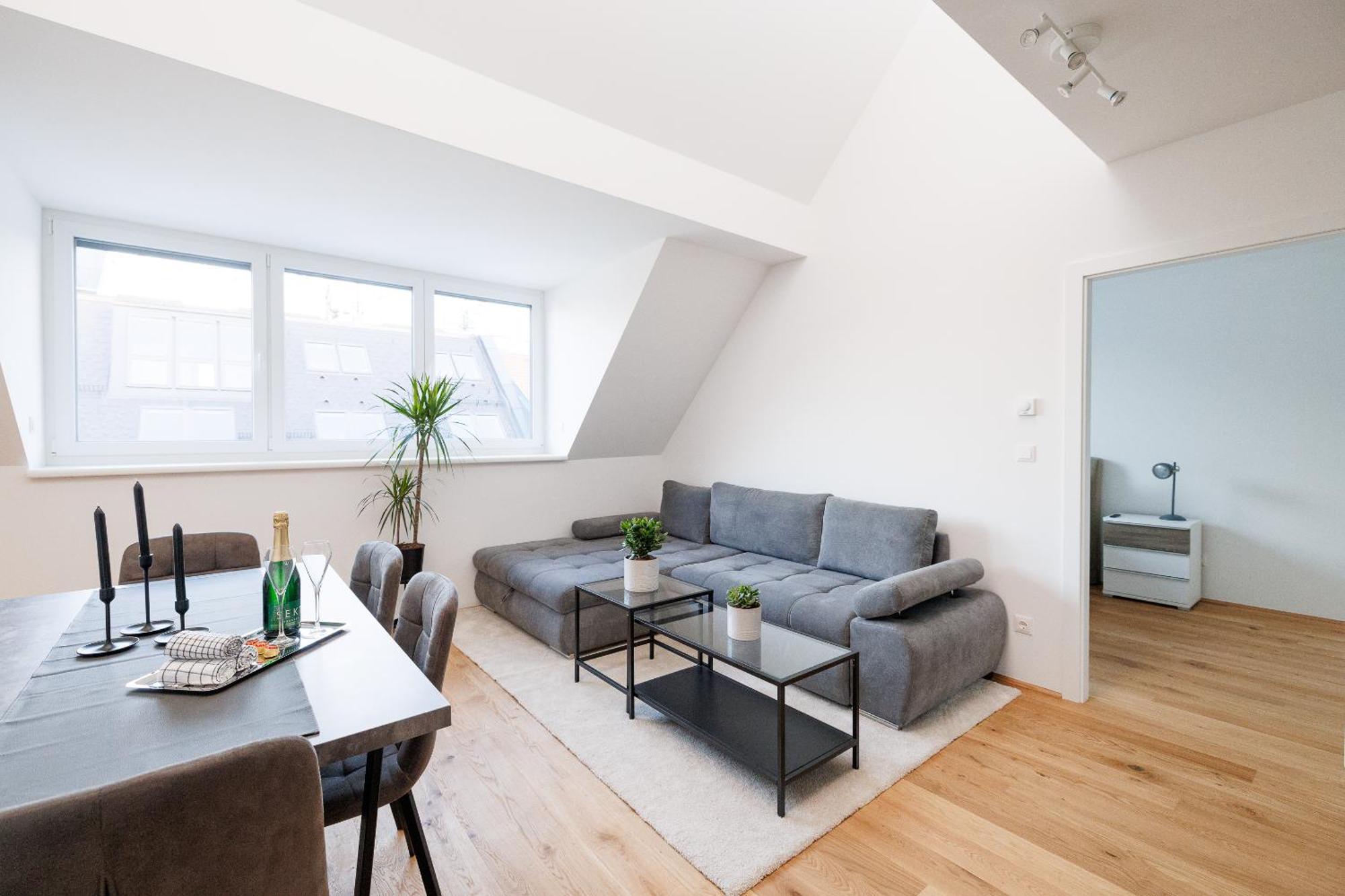 Symphony Apartments 41 - Modern Loft With Terrace And Grill In Central Location เวียนนา ภายนอก รูปภาพ